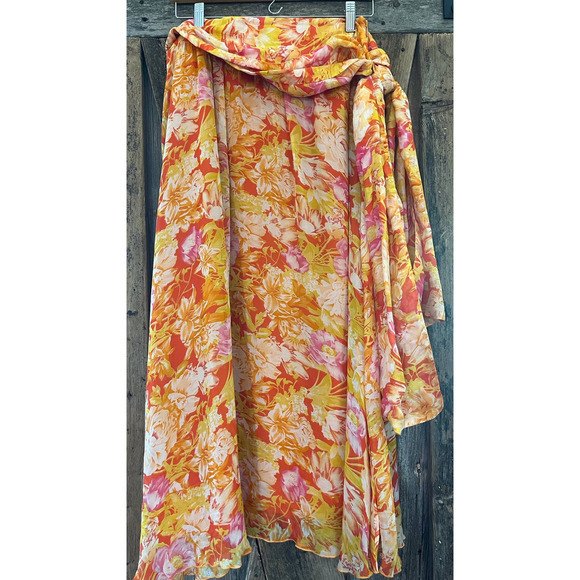 Isabella Bird Silk‎ Skirt - Picture 2 of 5